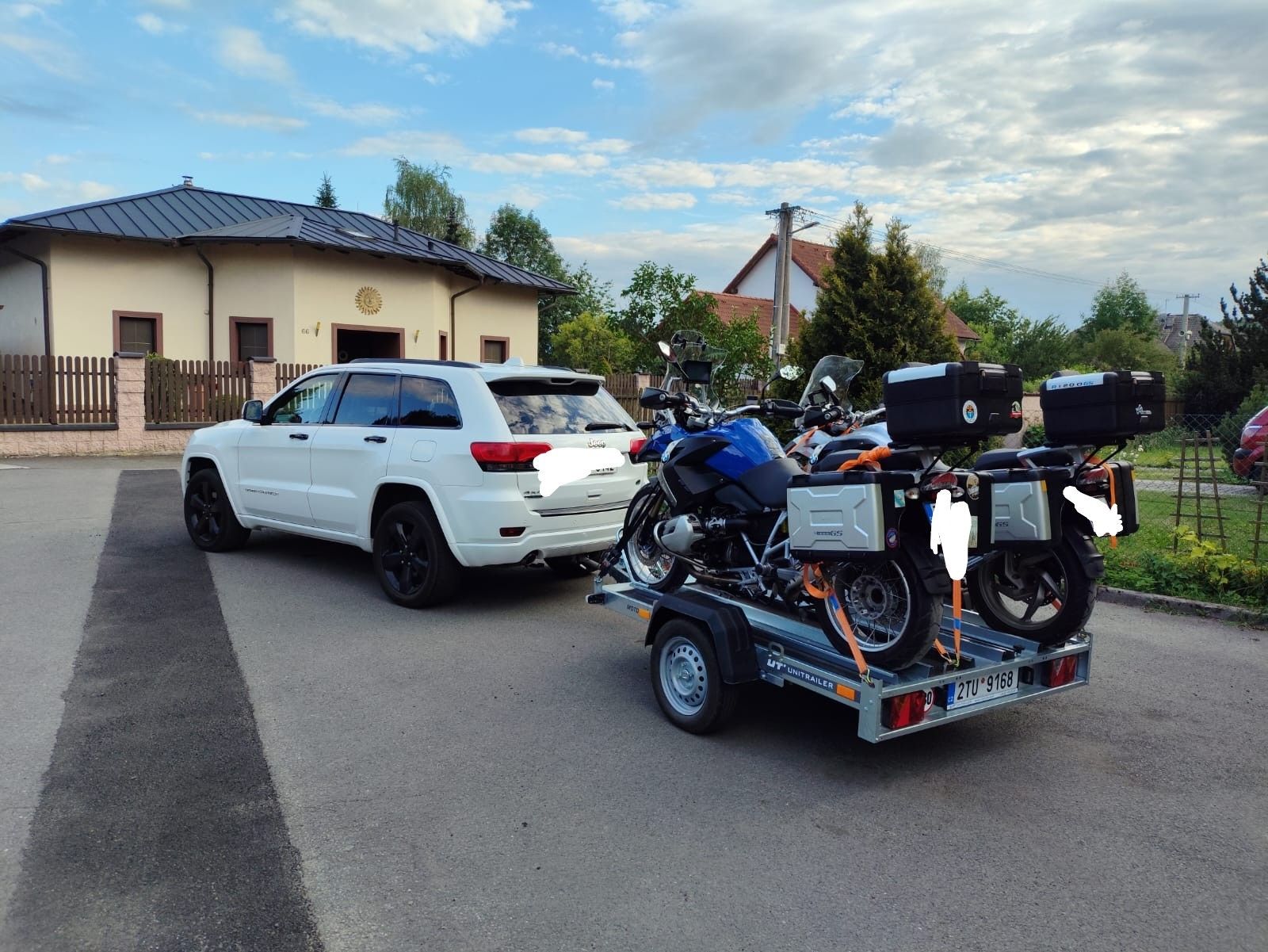 Fotka od zákazníka s naloženou motorkou